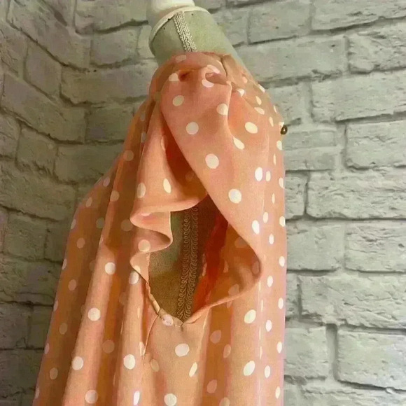 Papermoon women's blouse pink and white polka dot tulip sleeves size M - Picture 4 of 8